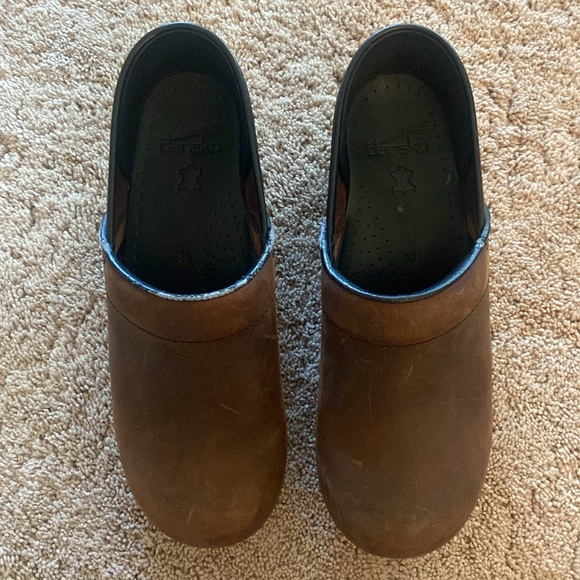 Dansko Professional Clogs - Picture 4 of 9